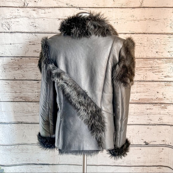 Women winter coat with fur - Picture 7 of 10